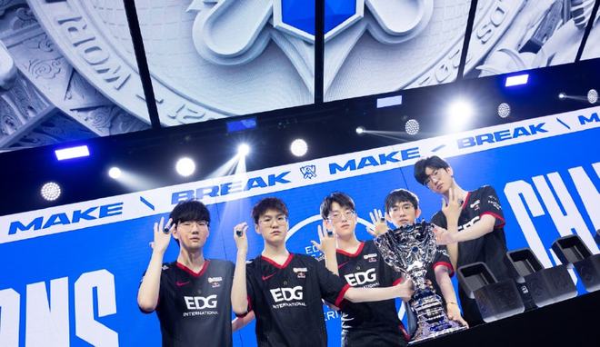 其一是风格 其一是风格